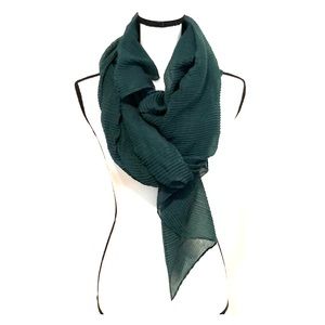 Green scarf